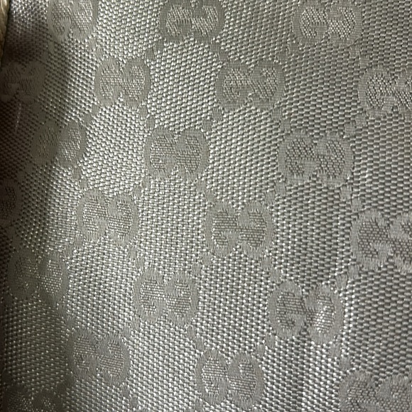 Gucci GG Silver Nylon open tote bag with green,blue,cream nylon stripes - Picture 14 of 17